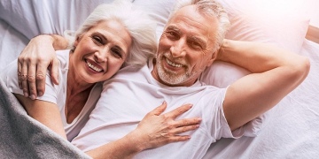 Studie: Singles über 50 suchen neuen Partner im Internet 